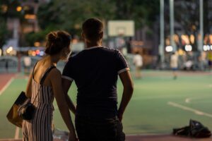 復縁を望む男性が割り勘デートをどう切り出すべきか？