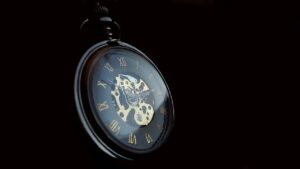 復縁を狙う男がLINEを送る時間帯、朝昼夜の使い分けはどうする？