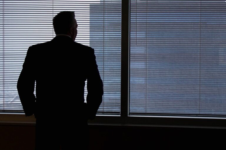 復縁したいけど連絡しない方がいいの？